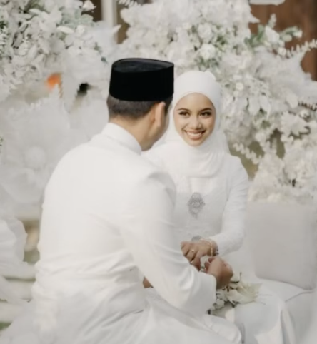 Sarah Suhairi